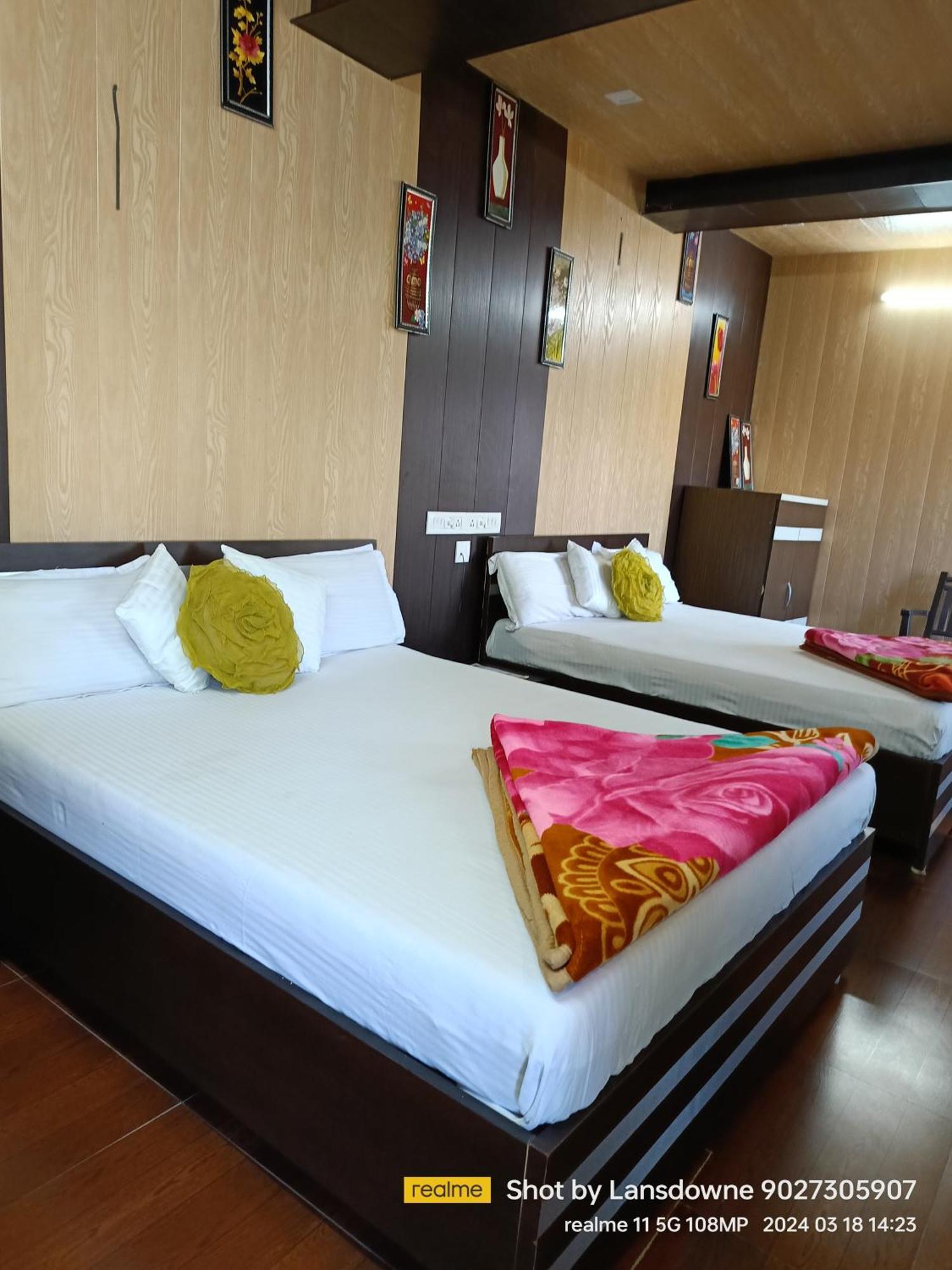 Joshi Holiday Home Stay Lansdowne Exterior foto